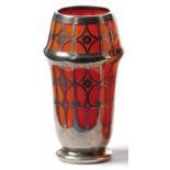 Art-Deco-Vase mit Silberauflage Wohl Jean Beck, München - um 1925 Über abgesetztem Standring der