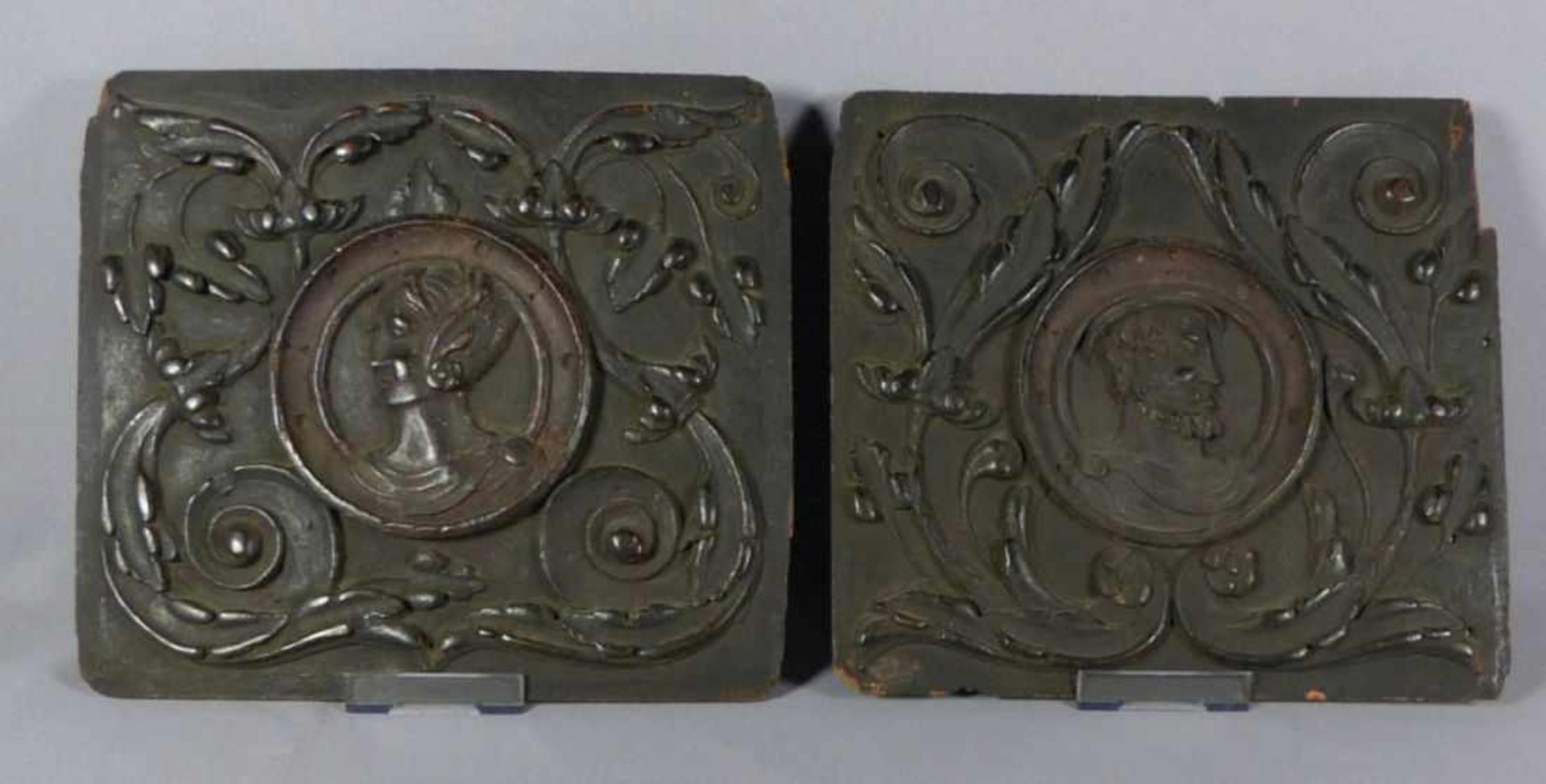 Paar Relieftafeln Nordfrankreich od. Flandern, frühes 17. Jh. Rechteckige Form mit Profilbildnis - Bild 2 aus 2