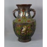 Cloisonné-Vase China, Qing-Dynastie, wohl 19. Jh. Runde Form auf hohem Standring, abgesetzte