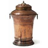 Große Wasserstande Nürnberg, 18. Jh. Runder, aufgewölbter, profilierter Fuß, urnenförmiger Korpus