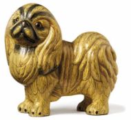 Cloisonne-Hund China, 20. Jh. Bronze mit gelb-schwarzer Bemalung. H. 25 cm.