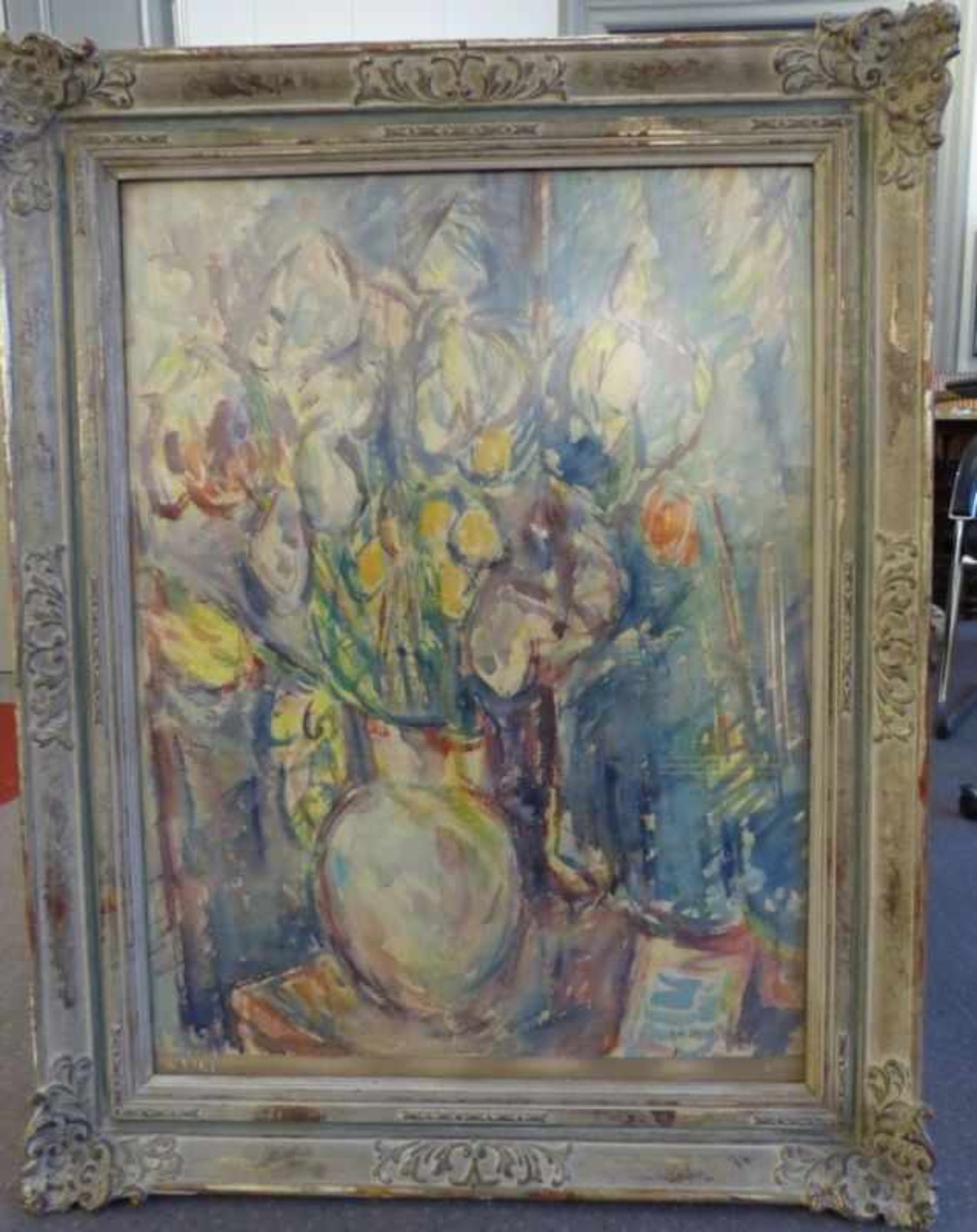 Stilllebenmaler des 20. Jahrhunderts Tulpen in einer Vase Aquarell/Karton. Rechts unten sign. und - Bild 2 aus 3