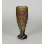 Vase mit Tulpen Verrerie d'Art de Lorraine, Burgun, Schverer & Co., Meisenthal - um 1900 Schlanke