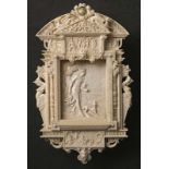 Kunstvoll gearbeitete Elfenbeinschnitzerei mit Medici-Wappen Dieppe od. Italien, 19. Jh. Eine