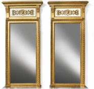 Paar klassizistische Spiegel passend zu Katalognummer 1208 Wohl Süddeutschland, um 1800/1810