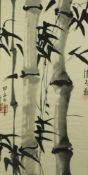 Bambus Japan od. China, 20. Jh. Schwarze Tusche auf Papier. Signiert und gesiegelt. 66,5 x 33 cm.