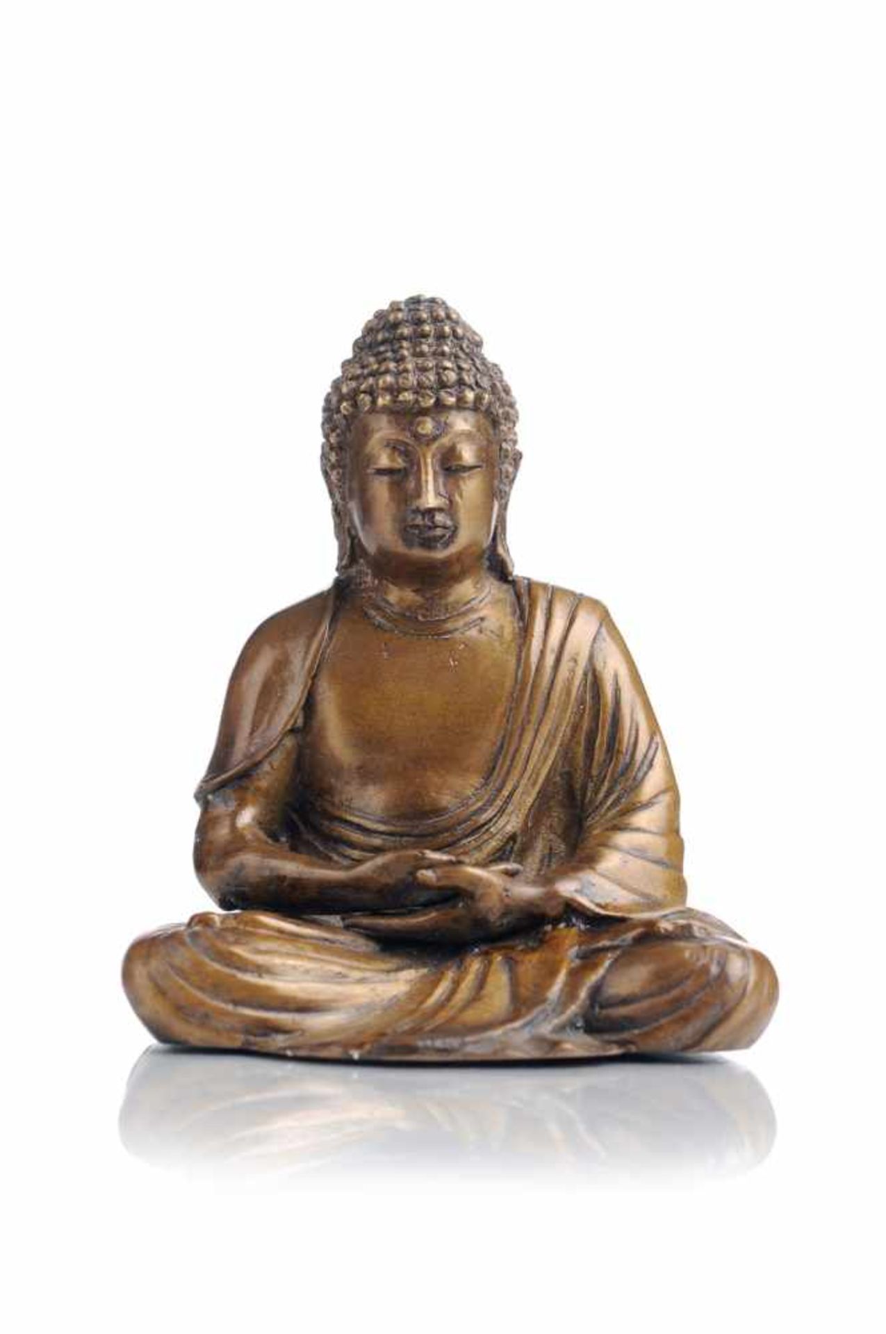 Sitzender Buddha. Wohl 1920er Jahre. Bronze, gegossen und verbödet. Sitzender Buddha im Dhyana