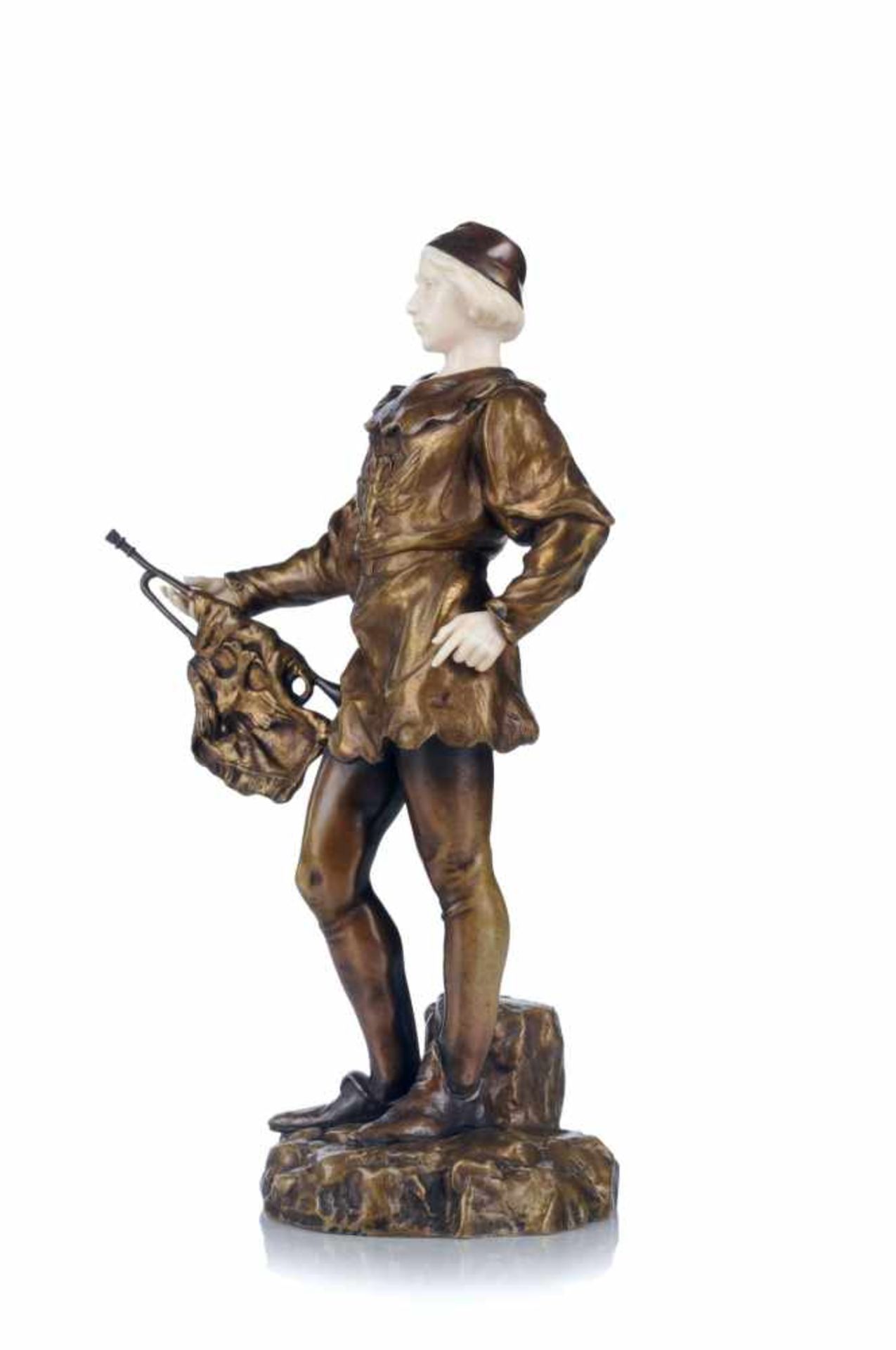 Antoine Bofill, Jüngling in historischem Gewand mit Fanfare. 1. Viertel 20. Jh. Bronze, gegossen und - Bild 2 aus 6