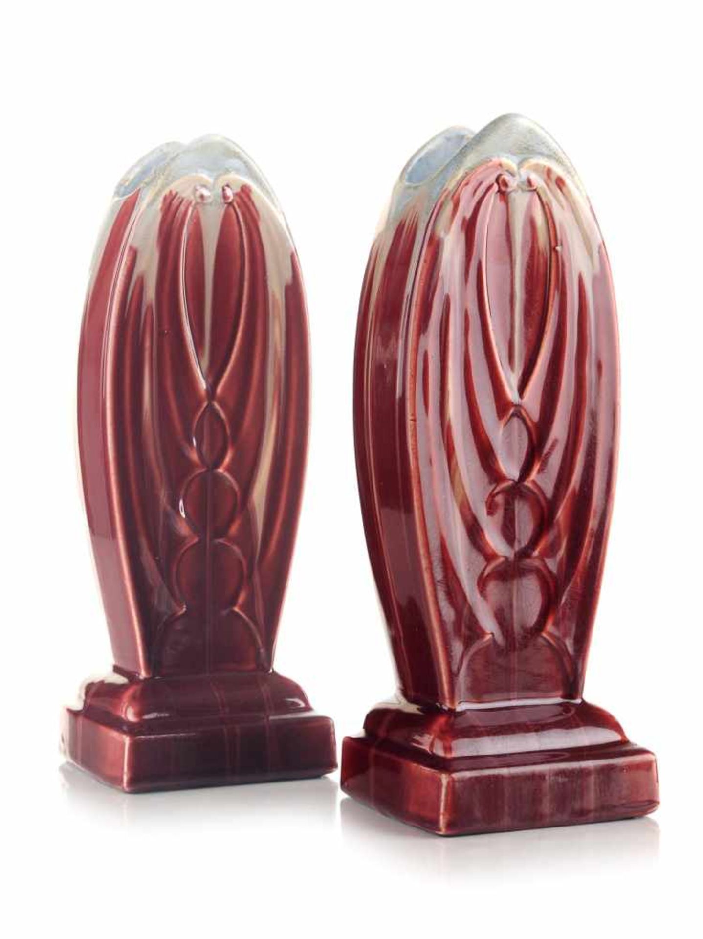 Paar Art-déco - Vasen. Faiencerie Thulin, Belgien. Frühes 20. Jh. Keramiken, glasiert, rotbrauner