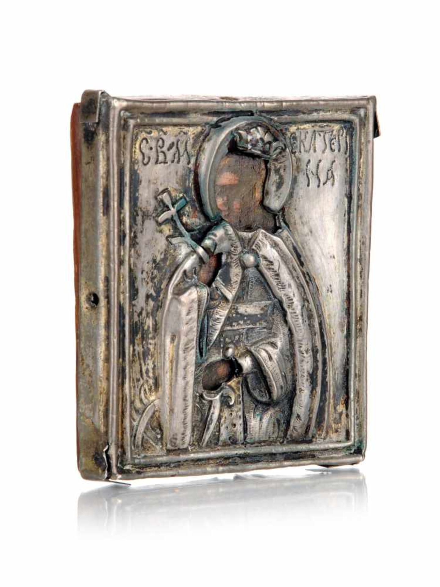 Kleine Reiseikone mit der Darstellung der Heiligen Katharina. Russland. Wohl 18. /19. Jh. Öl auf mit - Bild 3 aus 5