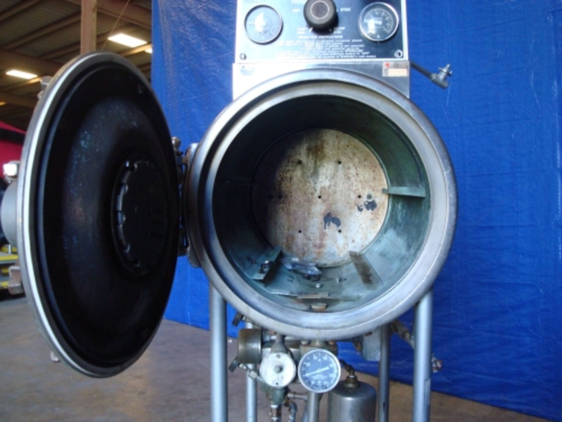 American Sterilizer model LS-1624 jacketed autoclave - Image 5 of 10