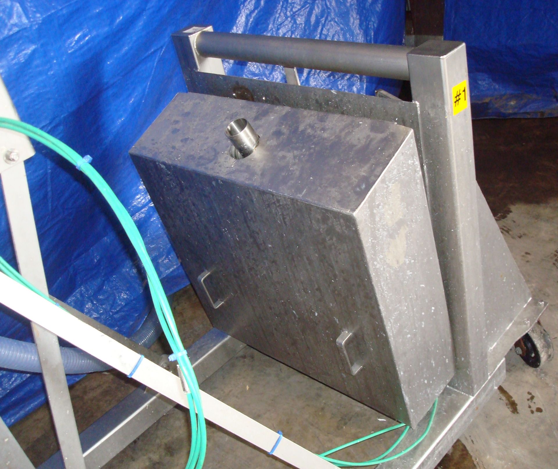 Vac-U-Max mobile vacuum conveying system - Image 8 of 8