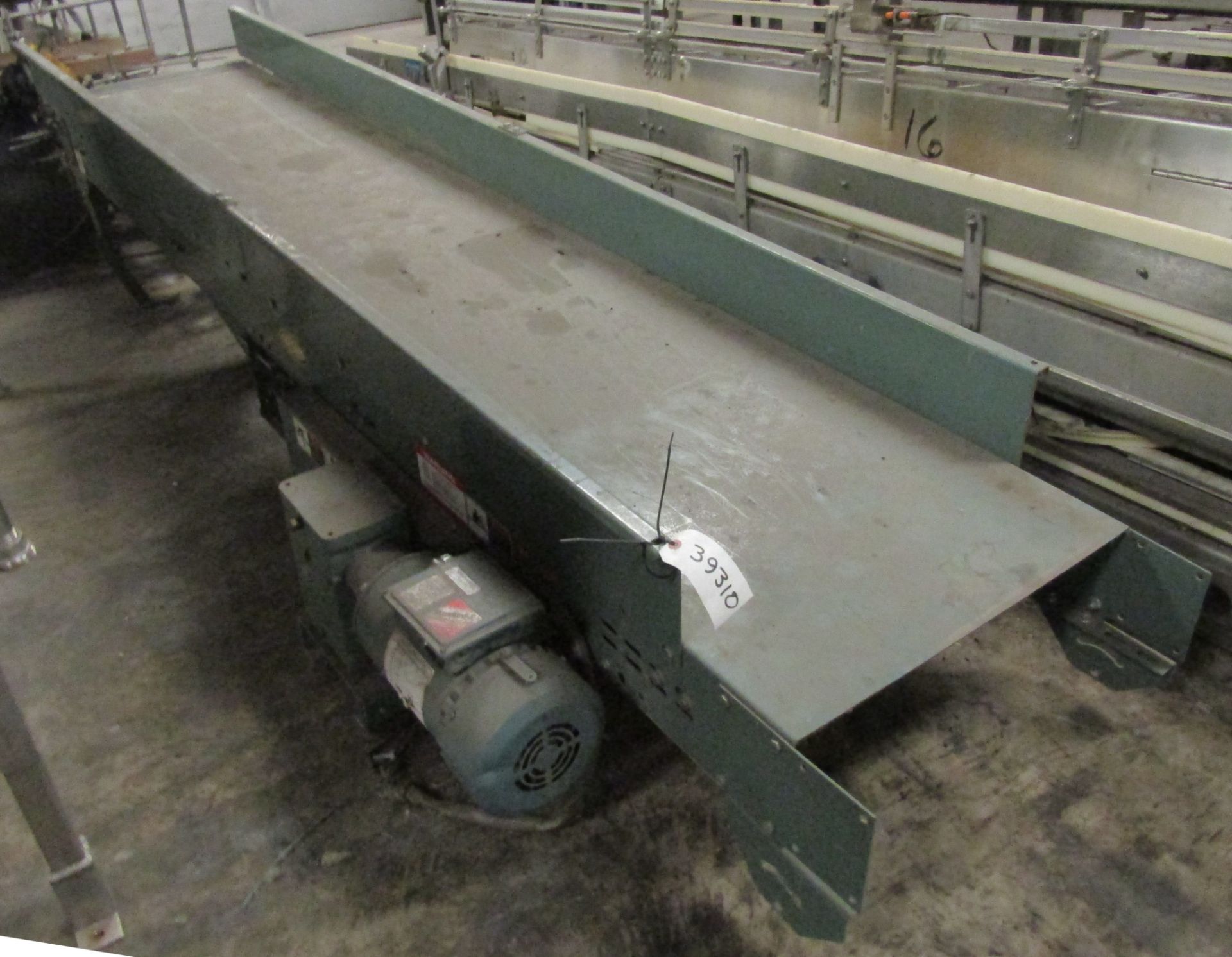 24” wide x 10’ long Hytrol powered case conveyor