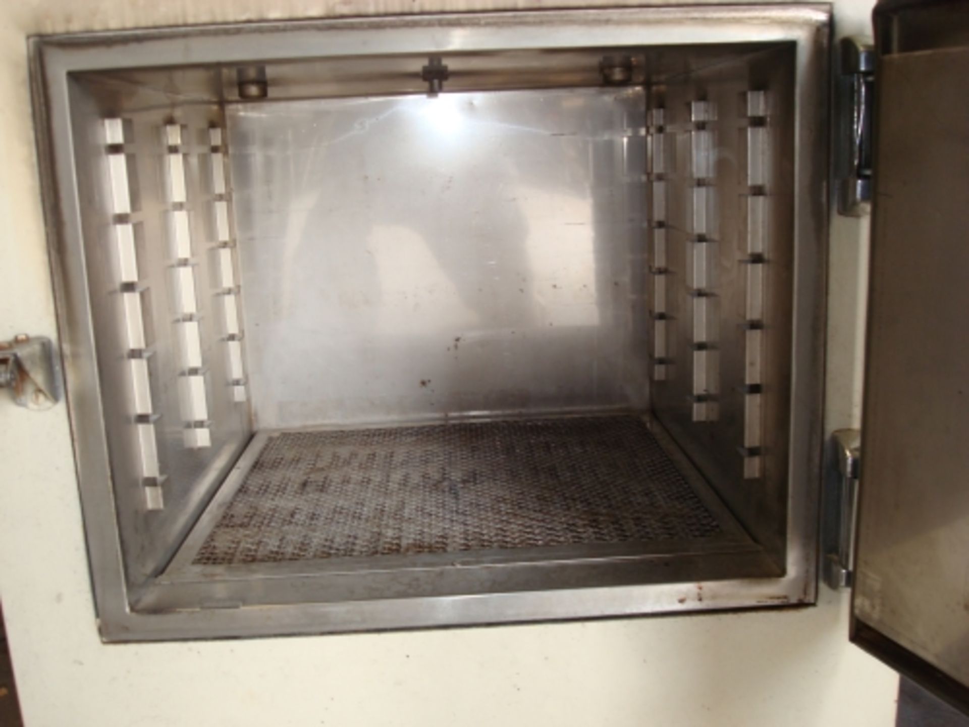 Blue M electric Co gravity oven - Image 2 of 2