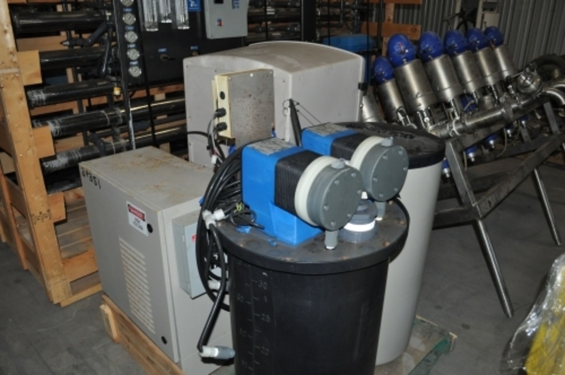 Fliers Quality Water Systems Reverse Osmosis (RO) system - Image 6 of 7