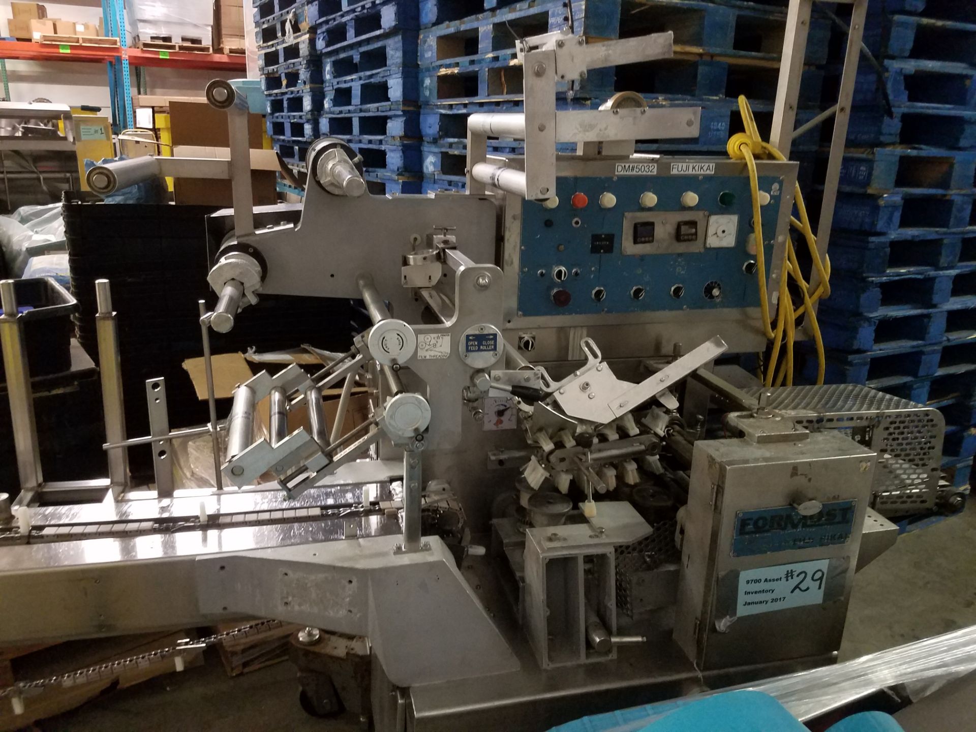 Formost Fuji Kikai Packaging Machine (Located in Dallas) - Image 2 of 3