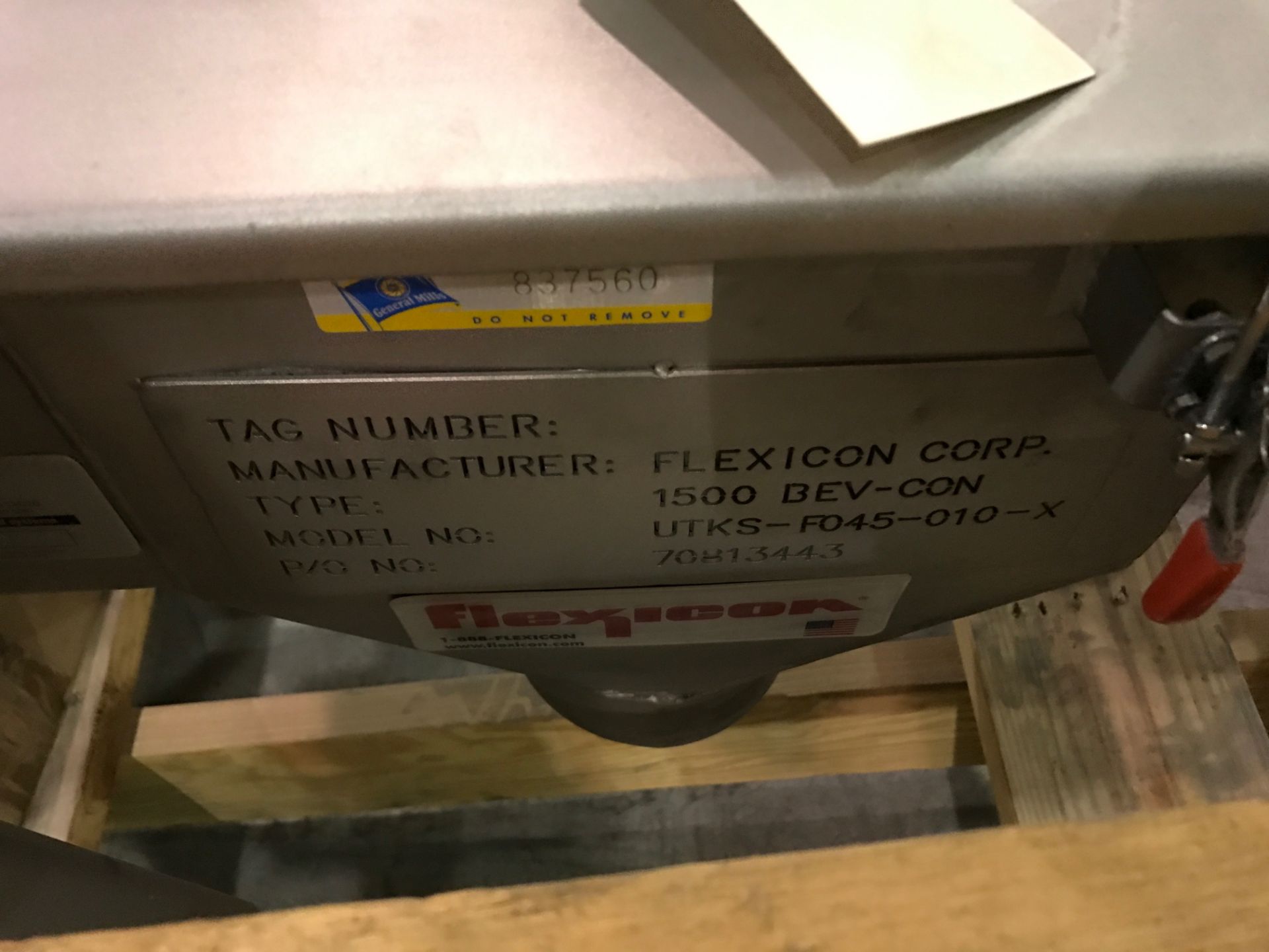 Flexicon Screw Feeder S/N 75512 Type 1500 BEV-CON Model UTKS-F045-010-X - Bild 5 aus 8