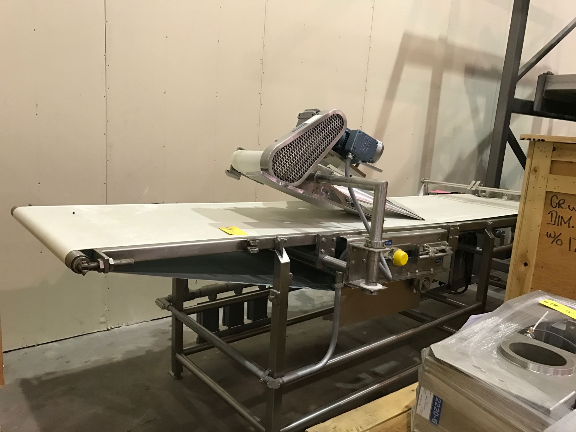 Kofab Makeup Table with Take up Conveyors