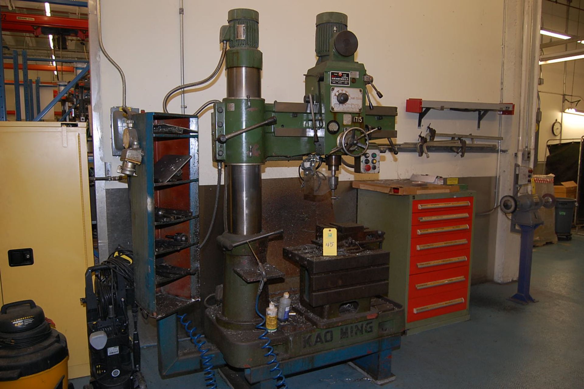 Kao Ming Model #700DS Radial Arm Drill, (6) Speeds, 88-1500 RPM, Box Table, Machine Vise