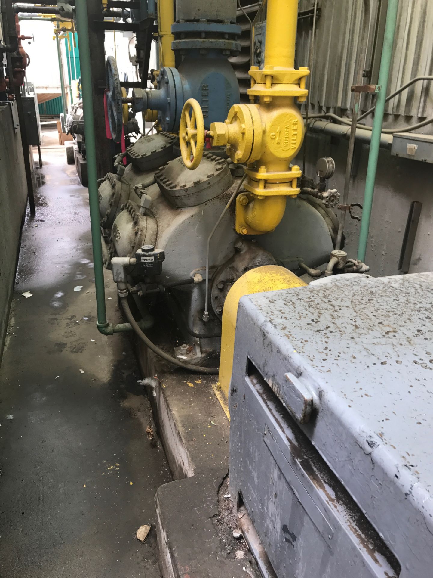 (2) Vilter Ammonia Compressors, 150 HP Motors, 12 Cylinder, Model 440 - Image 4 of 8