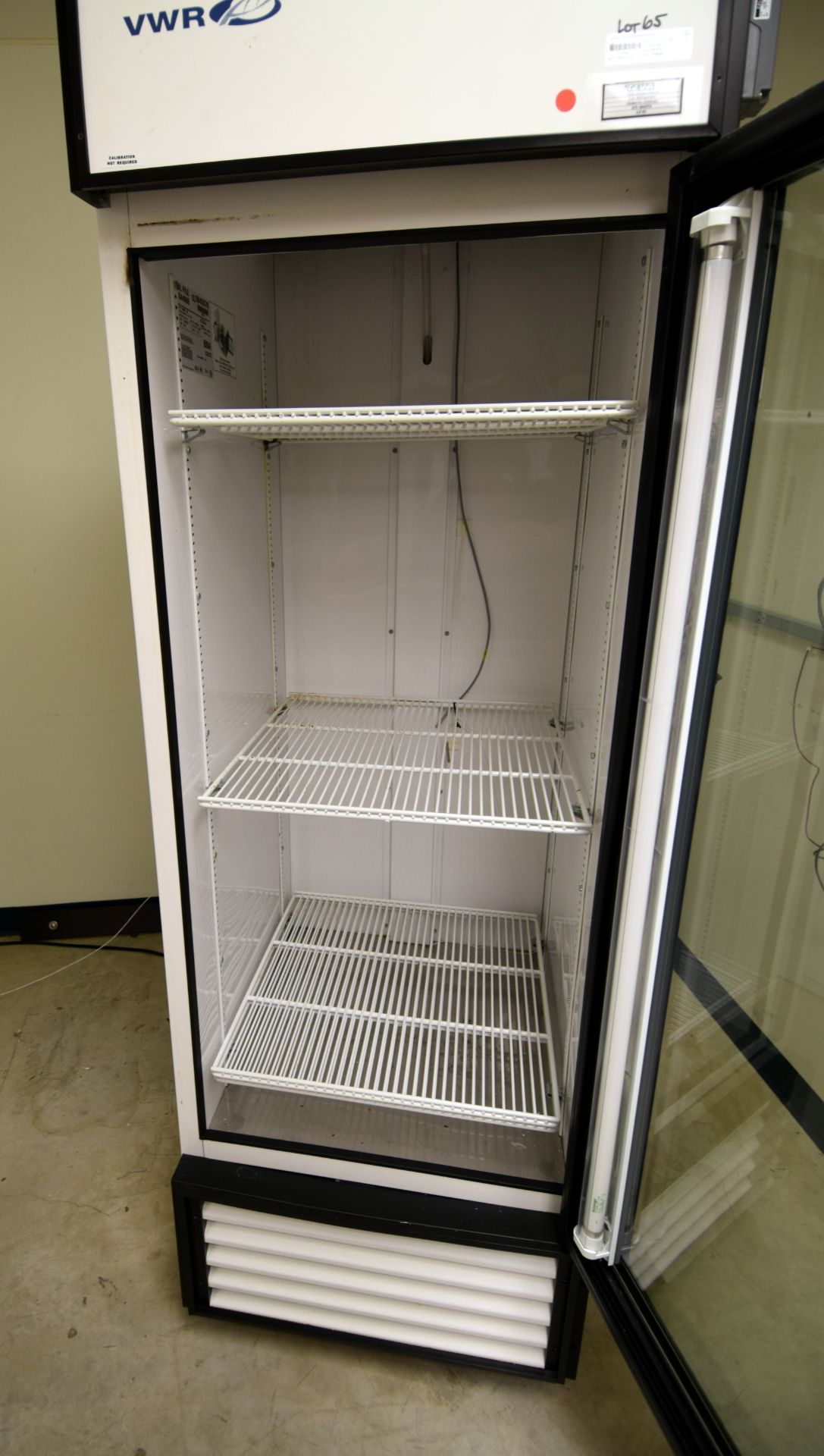 VWR Scientific Refrigerator, Model GDM-23, Serial# 6843576. LOADING FEE $100 - Bild 3 aus 4