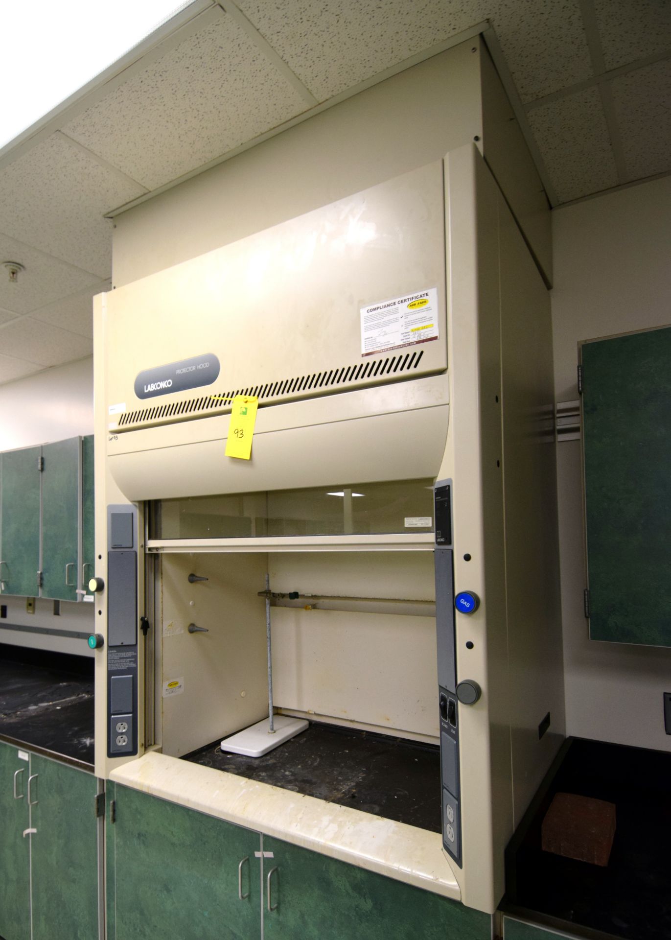 Labconco Protector Fume Hood, Model 9750405, Serial# 001161625. LOADING FEE $500