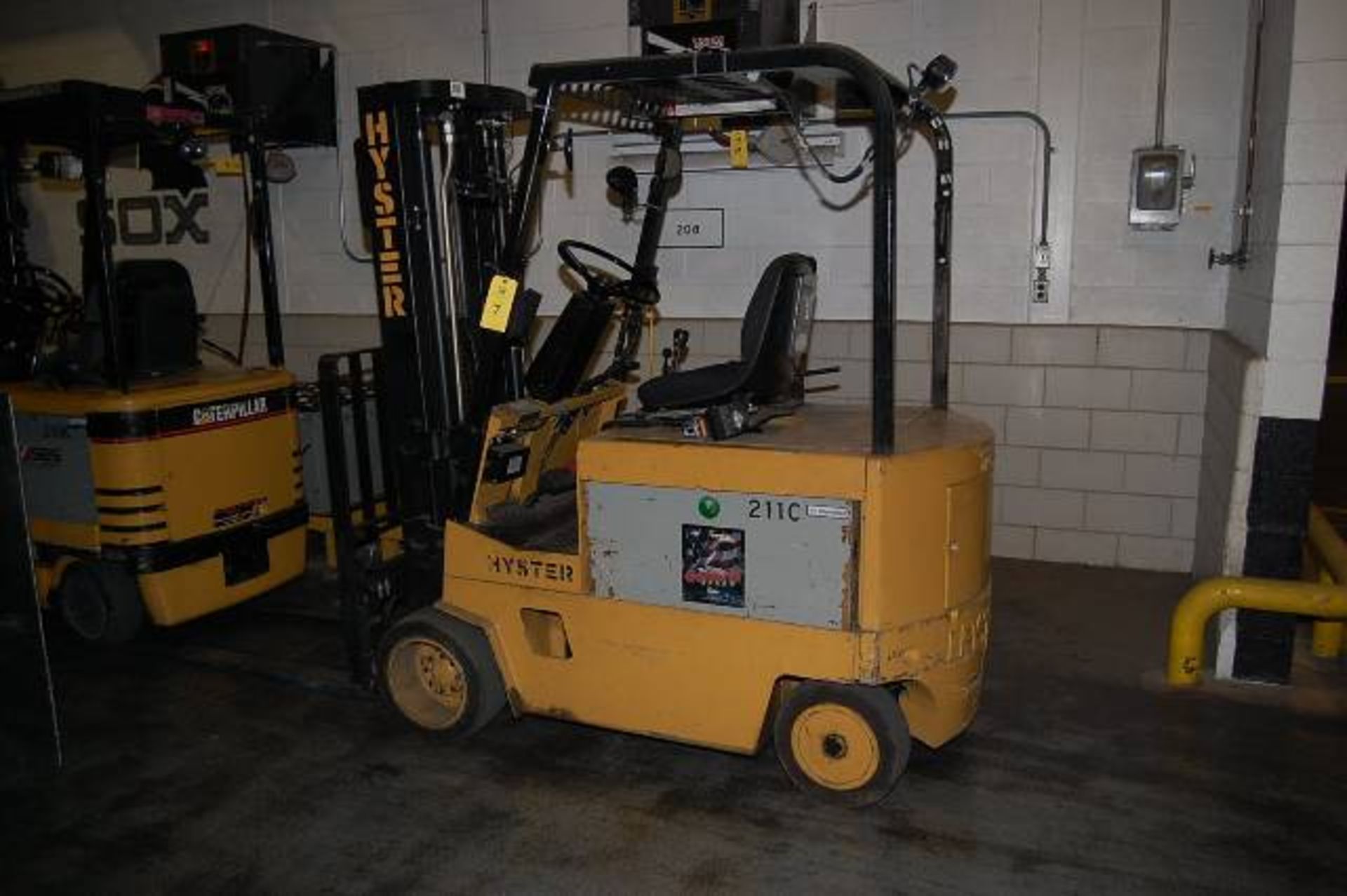 Hester Model #E50Xl-33 Electric Forklift, Rated 5250 lbs. Lift Capacity, 196 in. Lift Height, Side