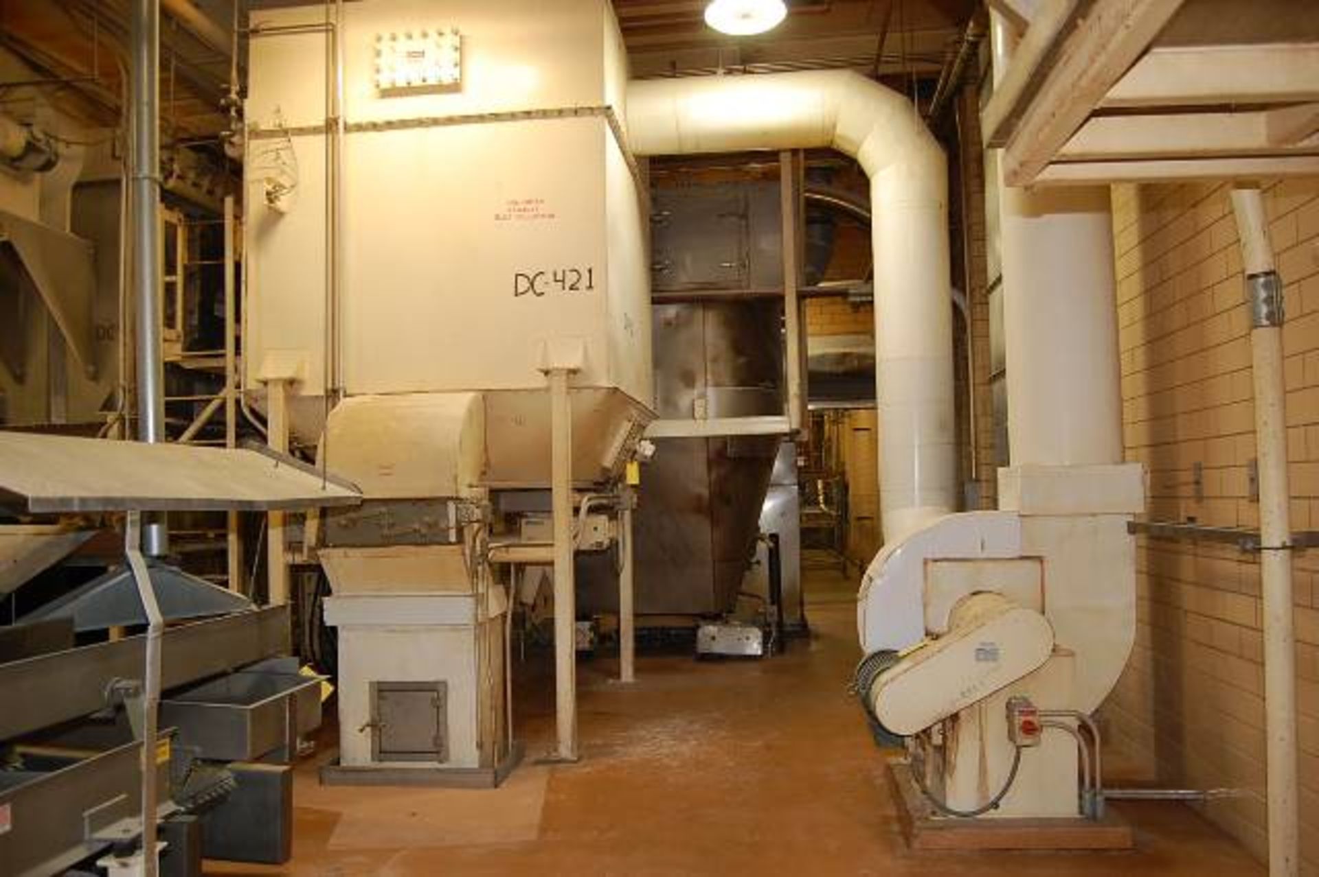 Dust Collector w/Rotary Valve, Blower, 15 HP Motor, 230/460 Volt, ID DC-421
