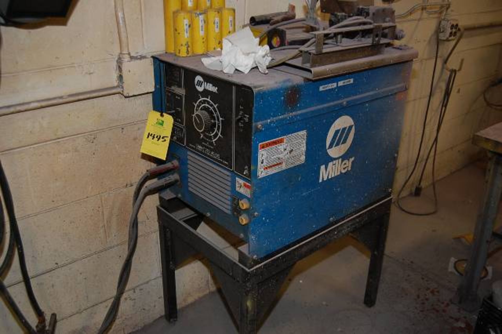 Miller Dialarc 250 Welder, Stock #901564, SN KC227082