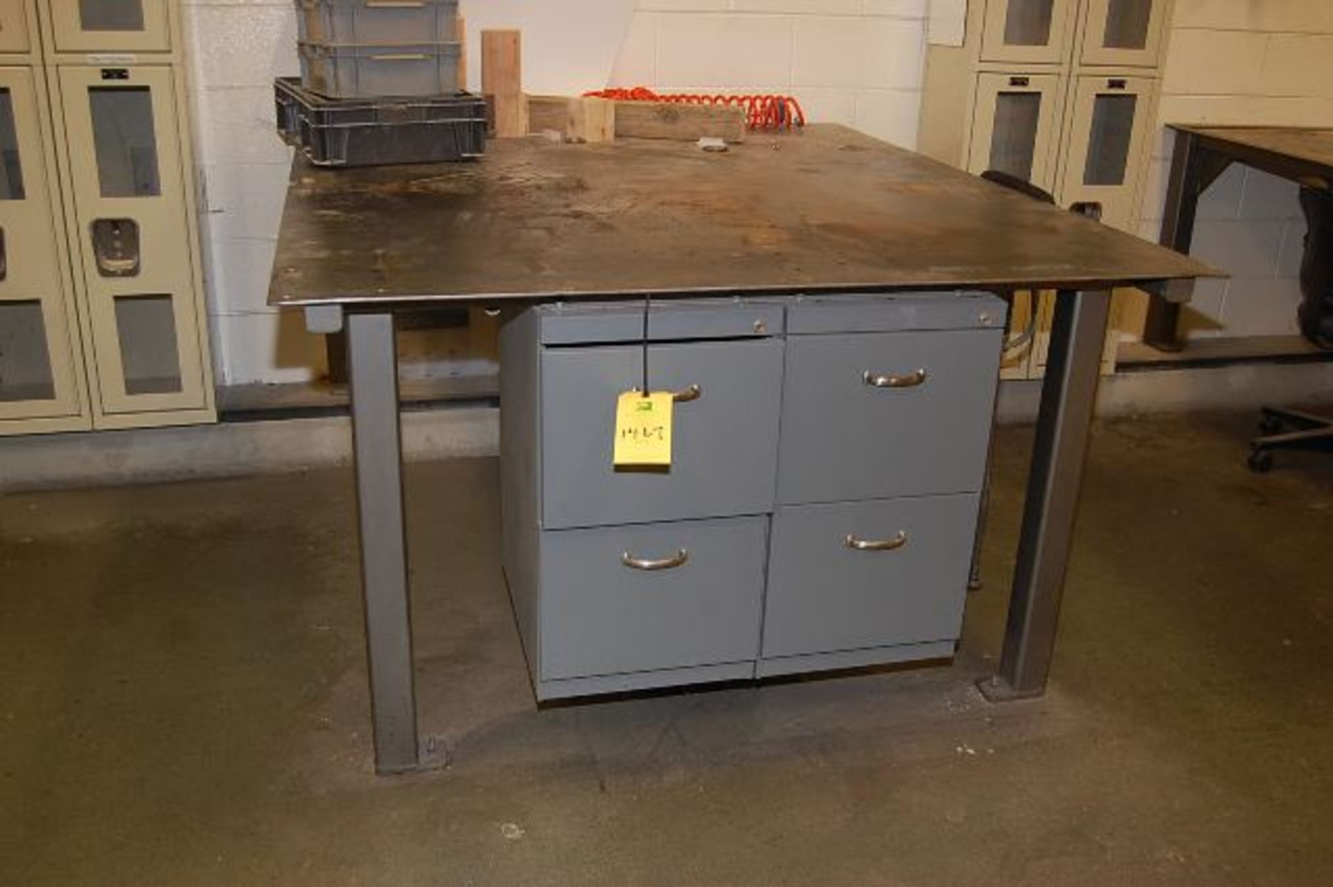 Steel Work Table w/Drawers