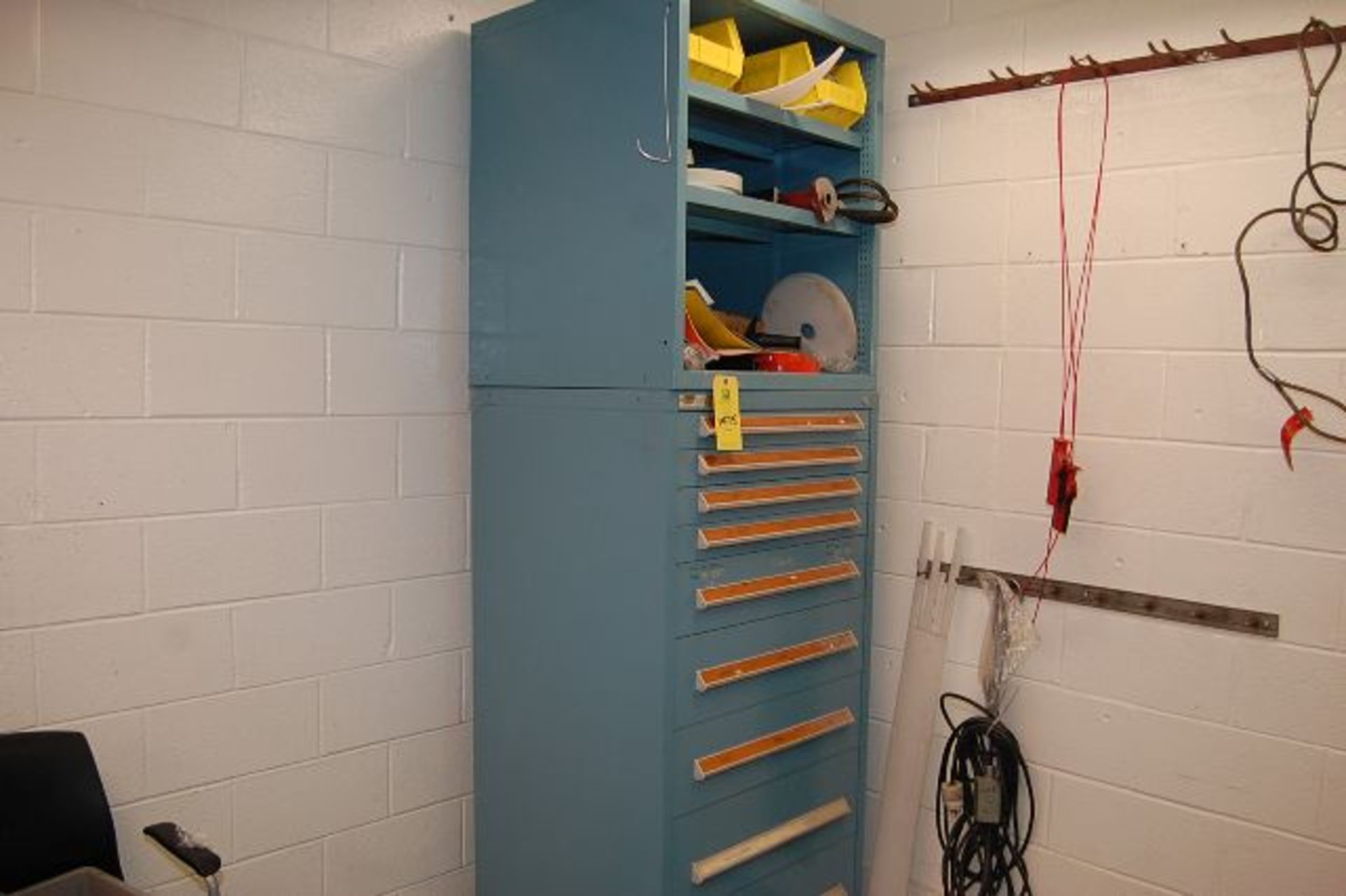 Stanley Vidmar Tool Cabinet w/Vidmar Shelf Unit