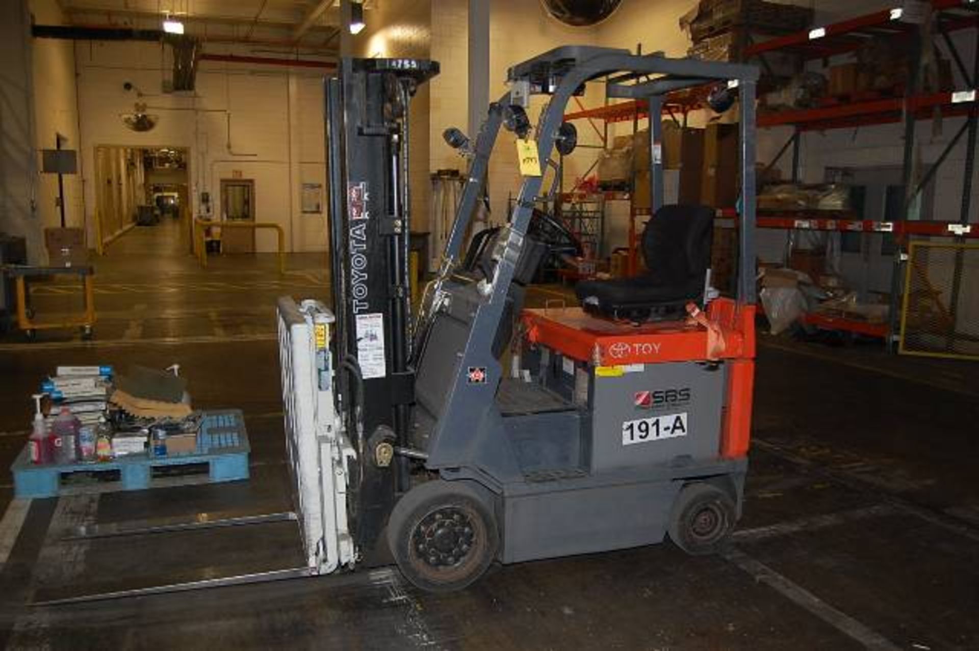 Toyota Model #7FBCU15 Electric Fork Lift, 189 in. Lift, Side Shift, Solid Tires, Rops, Includes