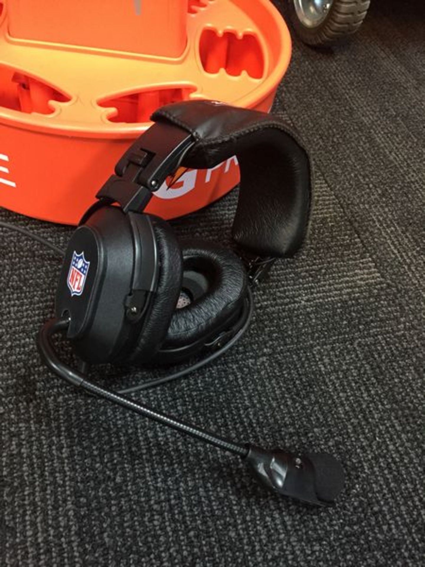 NFL Headsets / GA DOME ITEM / This item includes Georgia Dome Authentication Tag