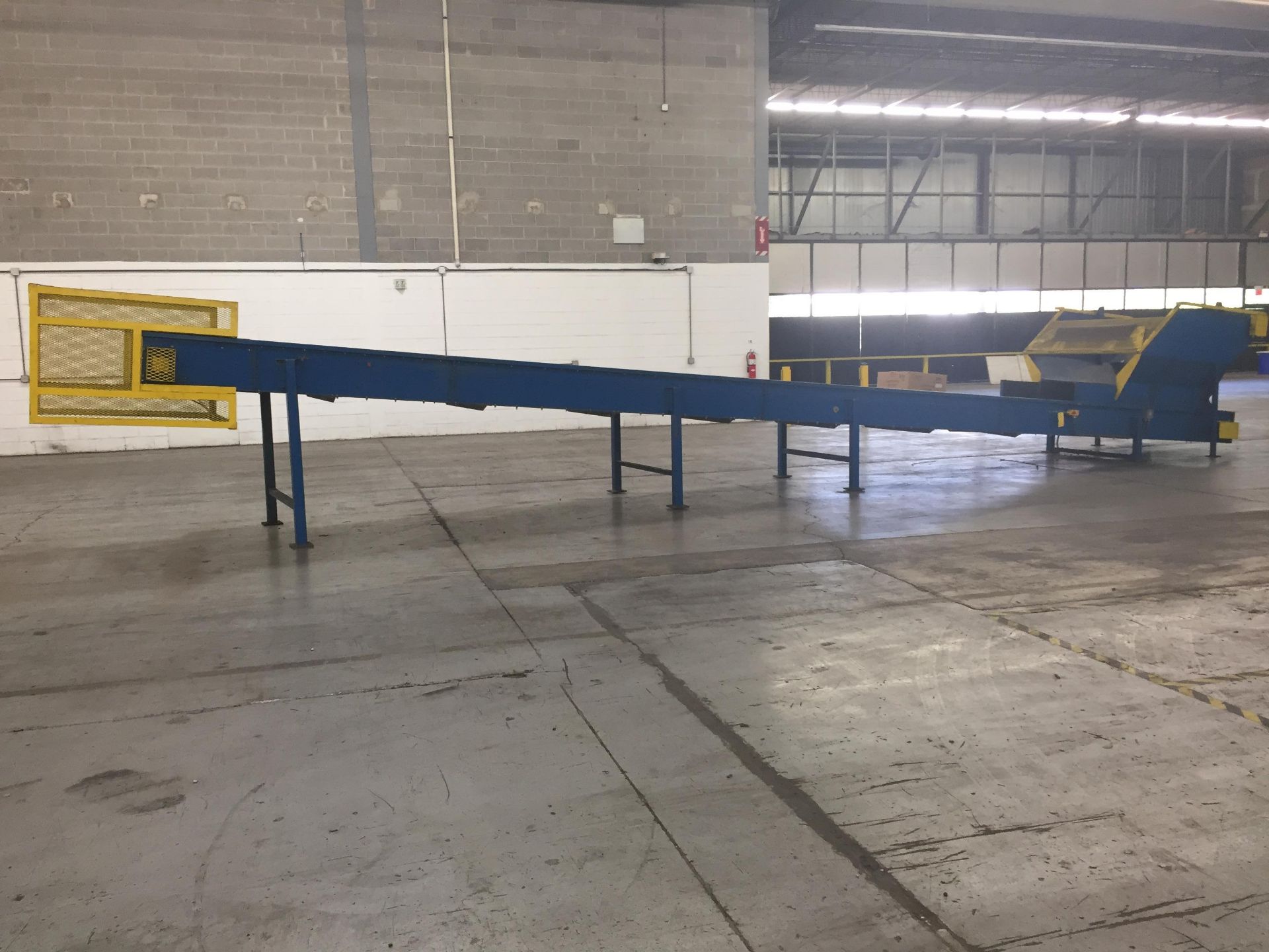 Sort Conveyor, 38 feet 11.25 inches LONG x 3 feet 5.25 inches WIDE, 3 HP, includes spare belt