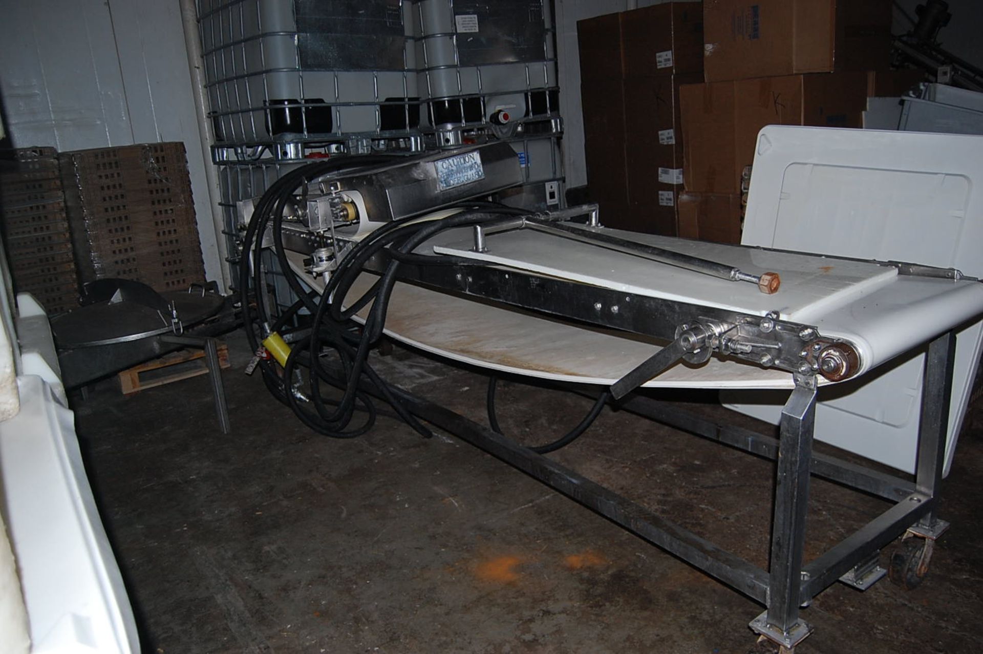 Flattener System, 24 in. x 120 in., Mounted on 4-Wheel Base, RIGGING FEE: $150 - Image 3 of 4
