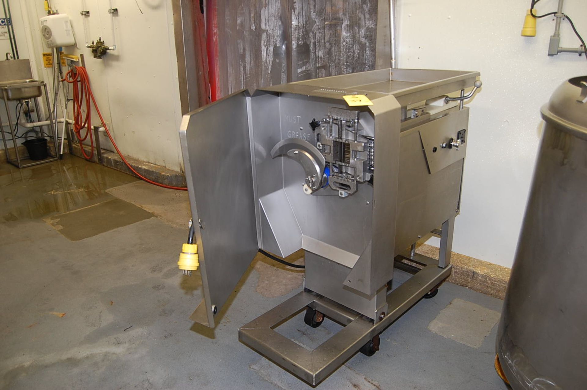 Lagistics Believed Model #800/74 Dicer Machine, 4-Wheel Base, RIGGING FEE: $100