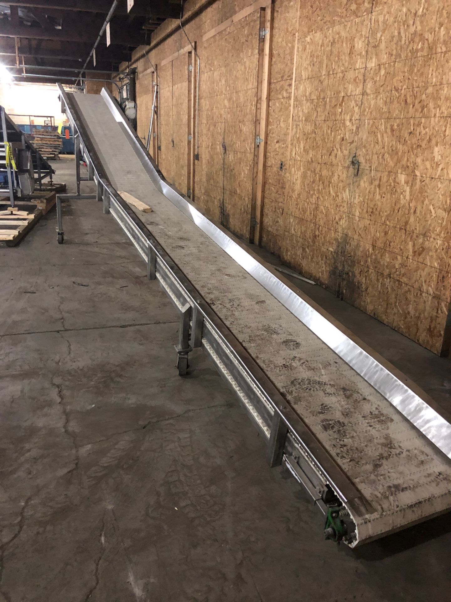 Stainless 18 in. x 26 ft. l Rigging Fee for the item: $30 - Image 2 of 2