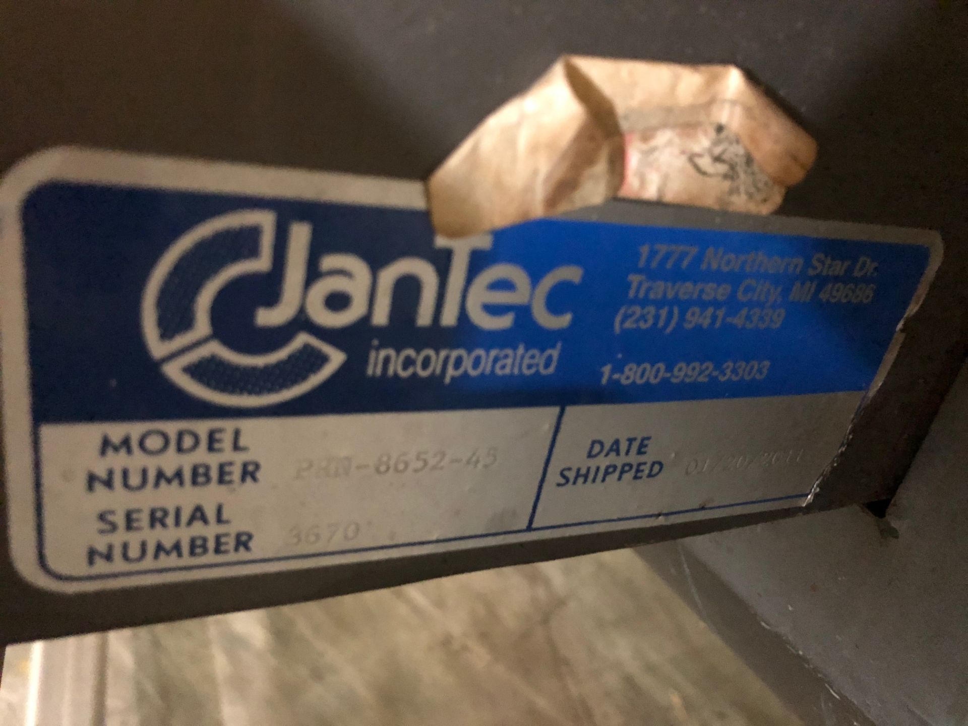 Jantec 45 degree Conveyor, 51 in. w, Serial #3670 Rigging Fee for the item: $30 - Image 2 of 3