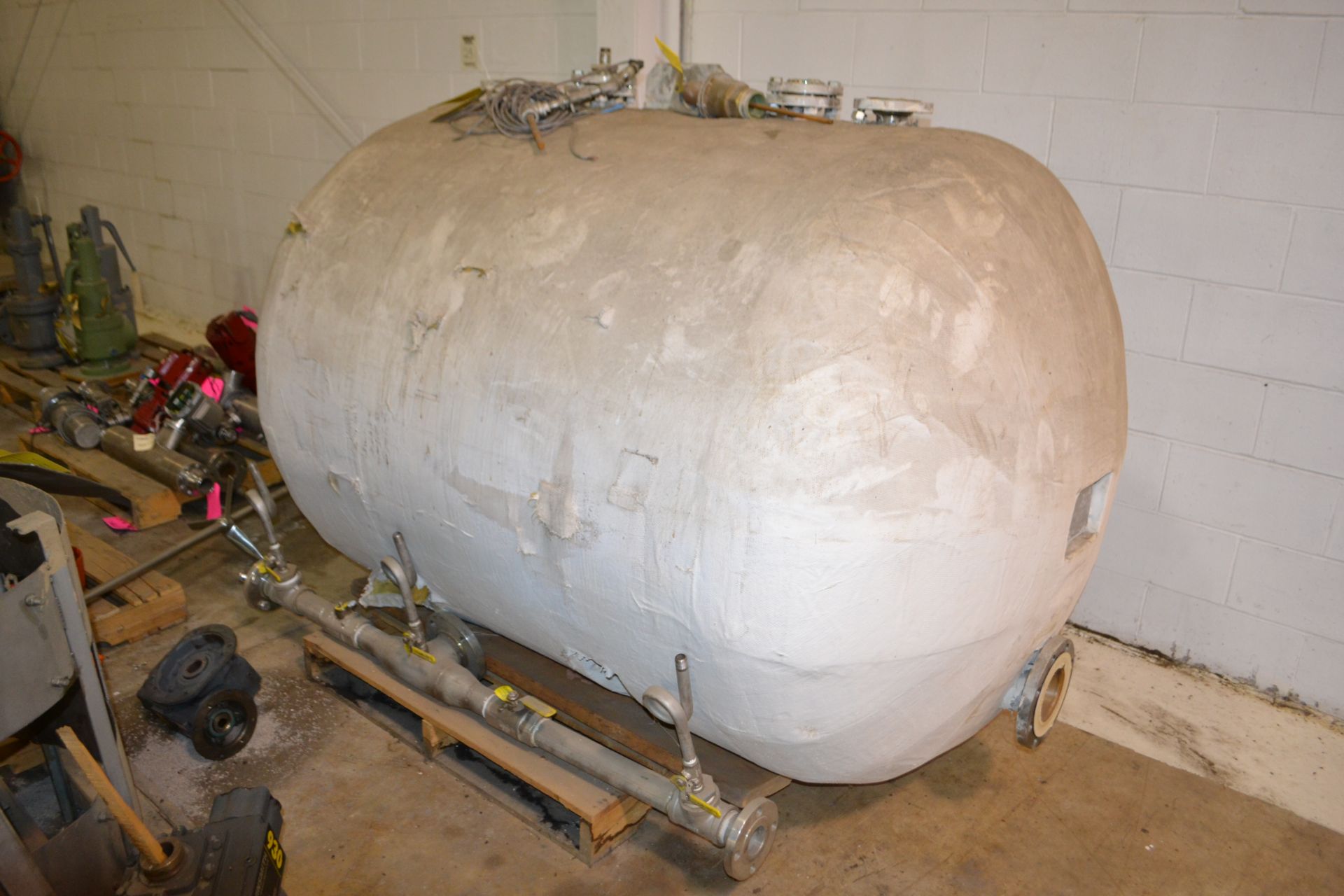 Clawson tank Company 500 gallon stainless steel pressure vessel, 150psi, 2002, serial number 61614, - Image 2 of 2