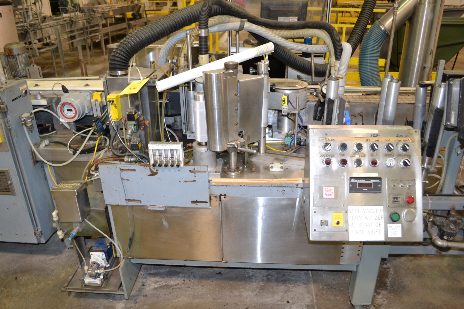 Trine model 5500G/S wraparound plastic film labeler, serial number 2-88-5500-125G/S, set up for a - Image 2 of 5