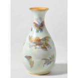 Vase, Wedgwood Um 1920. Entwurf: Daisy Makeig-Jones. Lüsterporzellan, polychromer