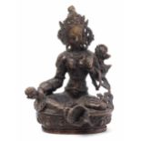 Grüne Tara Tibet/Nepal, 19.Jh. Bronze. Die gekrönte und reich beschmückte Schutzgottheit sitzt in