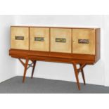 Parisi, Ico und Luisa Highboard, ca. 1950. Für "Esposizione Permanente Mobili Cantu". Konstruktion