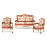 Ameublement Louis XV-Stil. Hartholz vergoldet. Bestehend aus einem Sofa und vier Fauteuils.