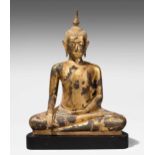 Sitzender Buddha Thailand, Rattanakosin, 18./19.Jh. Bronze mit Gold- und Schwarzlack. In Padmasana