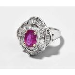 Rubin-Diamant-Ring 585 Weissgold. Eleganter Ring mit 1 oval. fac. Pinksaphir ca. 1.70 ct, umgeben