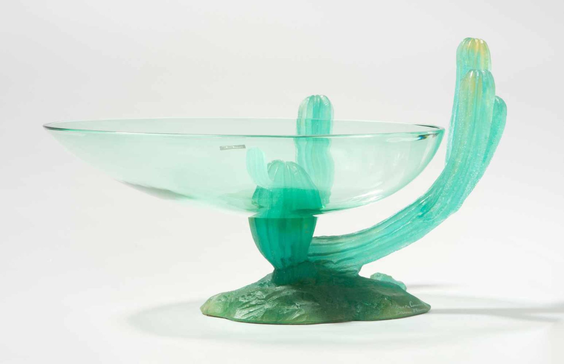 Schale "Cactus", Daum France Um 1987. Entwurf: Hilton Mc Connico. Grün getöntes Kristallglas, grünes