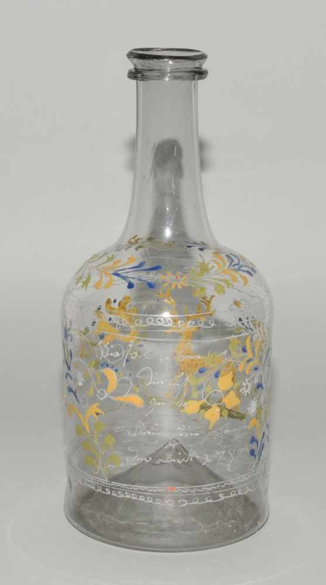 Flasche, alpenländisch Datiert 1736. Farbloses Glas, Emailmalerei: Hirsch, Blumenstauden, Spruch mit - Bild 2 aus 5