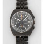 Heuer Carrera Runder, automatischer Herrenchronograph 70er Jahre in geschwärztem, tonneauförmigem