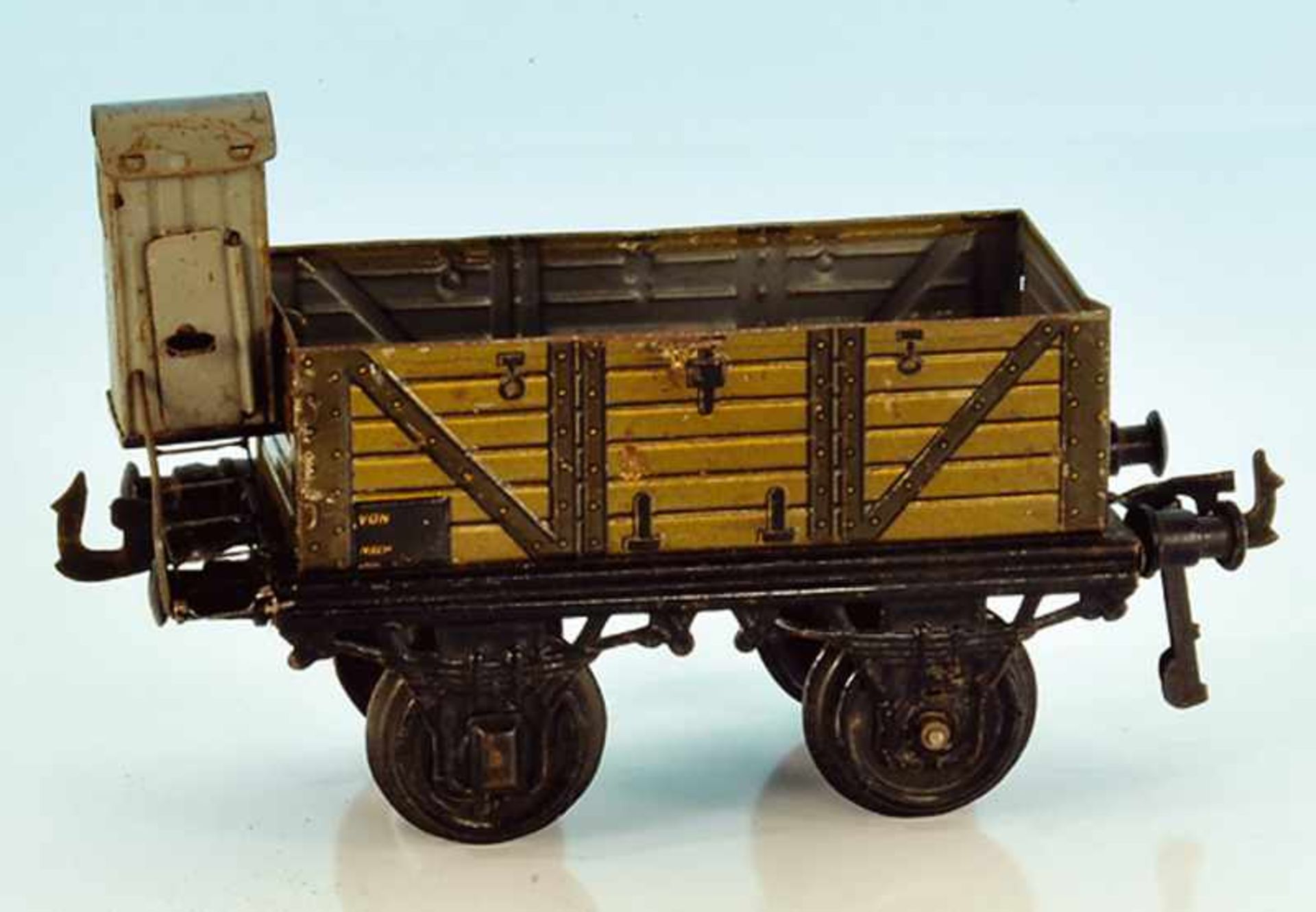 BING Hochbordwagen mit Bremserhaus, 15,5 cm, leichte Gebrauchsspuren.